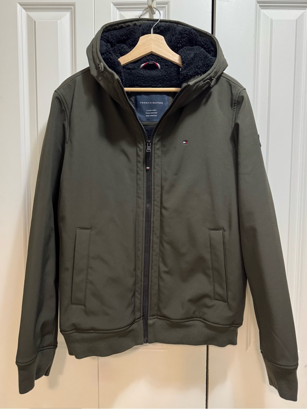 Tommy Hilfiger Sherpa Lined Hooded Softshell Jacket M